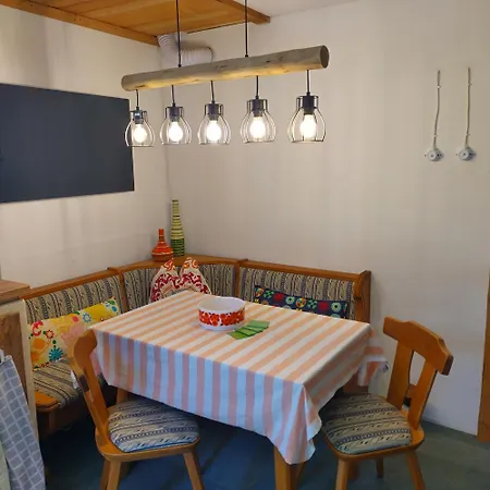 Bergquartier 1110 - 30m2 Im Bergbauernhaus Apartament *